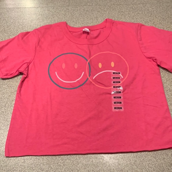 Pink crop T-shirt size medium - Picture 1 of 1